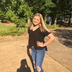 Meet your Posher, Laynee